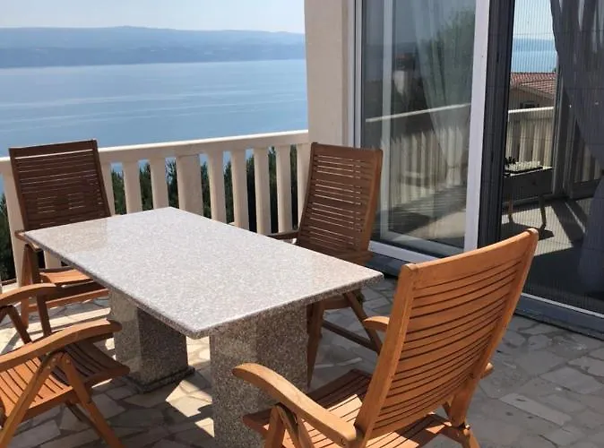 Croasea Apartment *